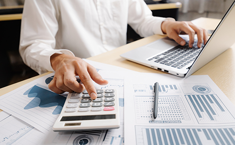 ?？谝话慵{稅人公司注冊的條件