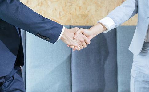 ?？谏虡?biāo)變更的費(fèi)用