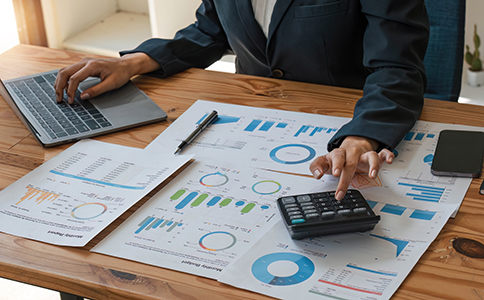 網上注冊?？诠镜牟襟E