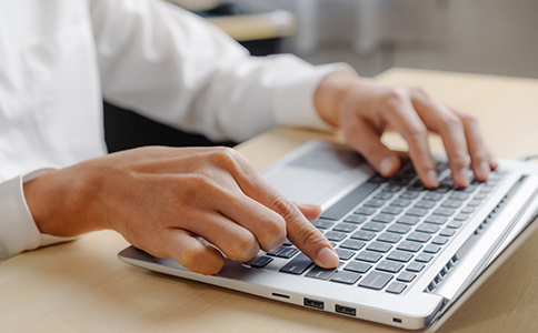 ?？谧陨藤Q公司的基本流程