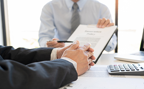 ?？诿廊輬?zhí)照辦理的重要性