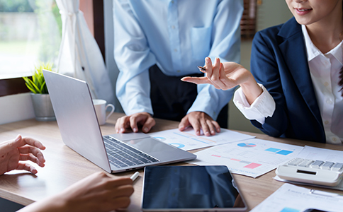 ?？诠靖鼡Q法人辦理成本構(gòu)成解析