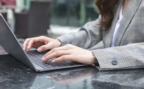 ?？诠究绲貐^(qū)遷移注冊(cè)地所需材料