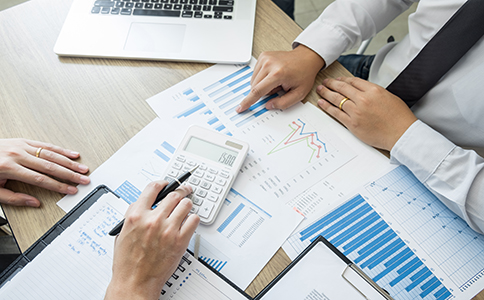 ?？谟涃~公司收費行情的整體情況