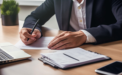 影響?？诠咀?cè)周期的主要因素