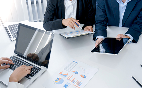 ?？谧?cè)公司流程