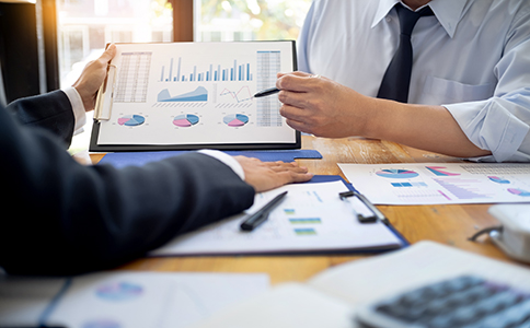 ?？诠咀?cè)代辦哪家好