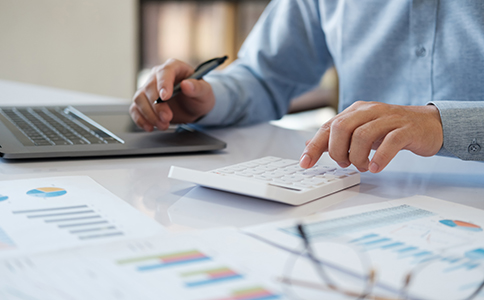 ?？卺t(yī)療器械經(jīng)營(yíng)許可證辦理的流程步驟