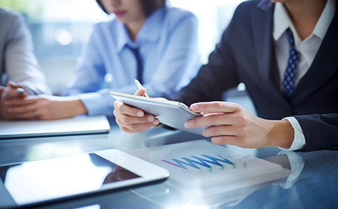 辦理?？诠ど套?cè)手續(xù)需要注意哪些問題